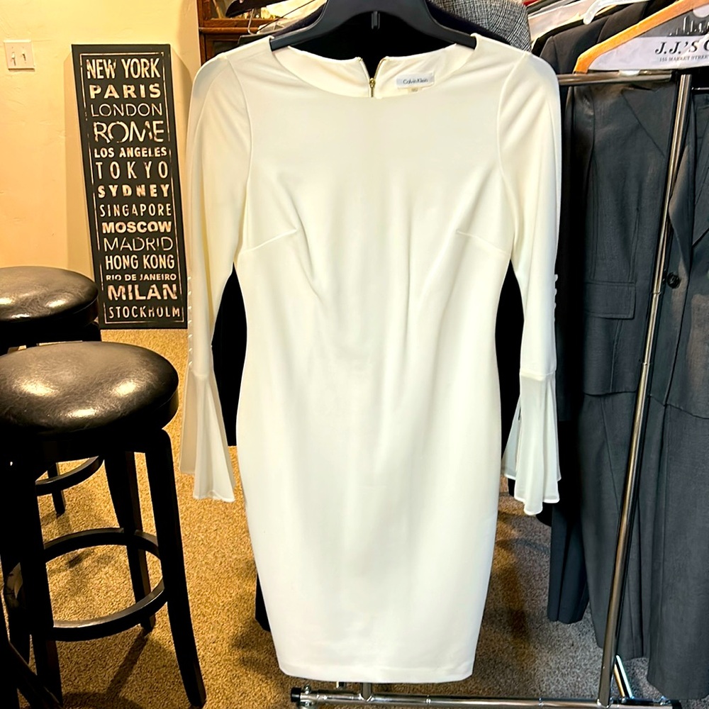 Calvin Klein lined white dress, size 8 brand new with tags